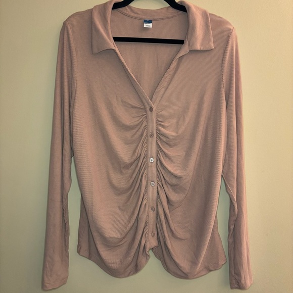 NWOT Old Navy Women’s Quartz Pink Fitted Button-down Top Size 2X - Picture 2 of 8